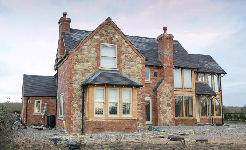 Benefits of Traditional Timber Sash Windows in Modern Homes